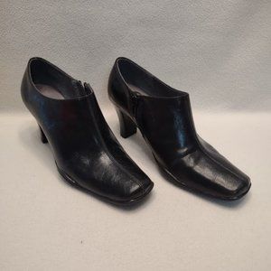 Aerosoles Cinchuation Black Ankle Boots 2